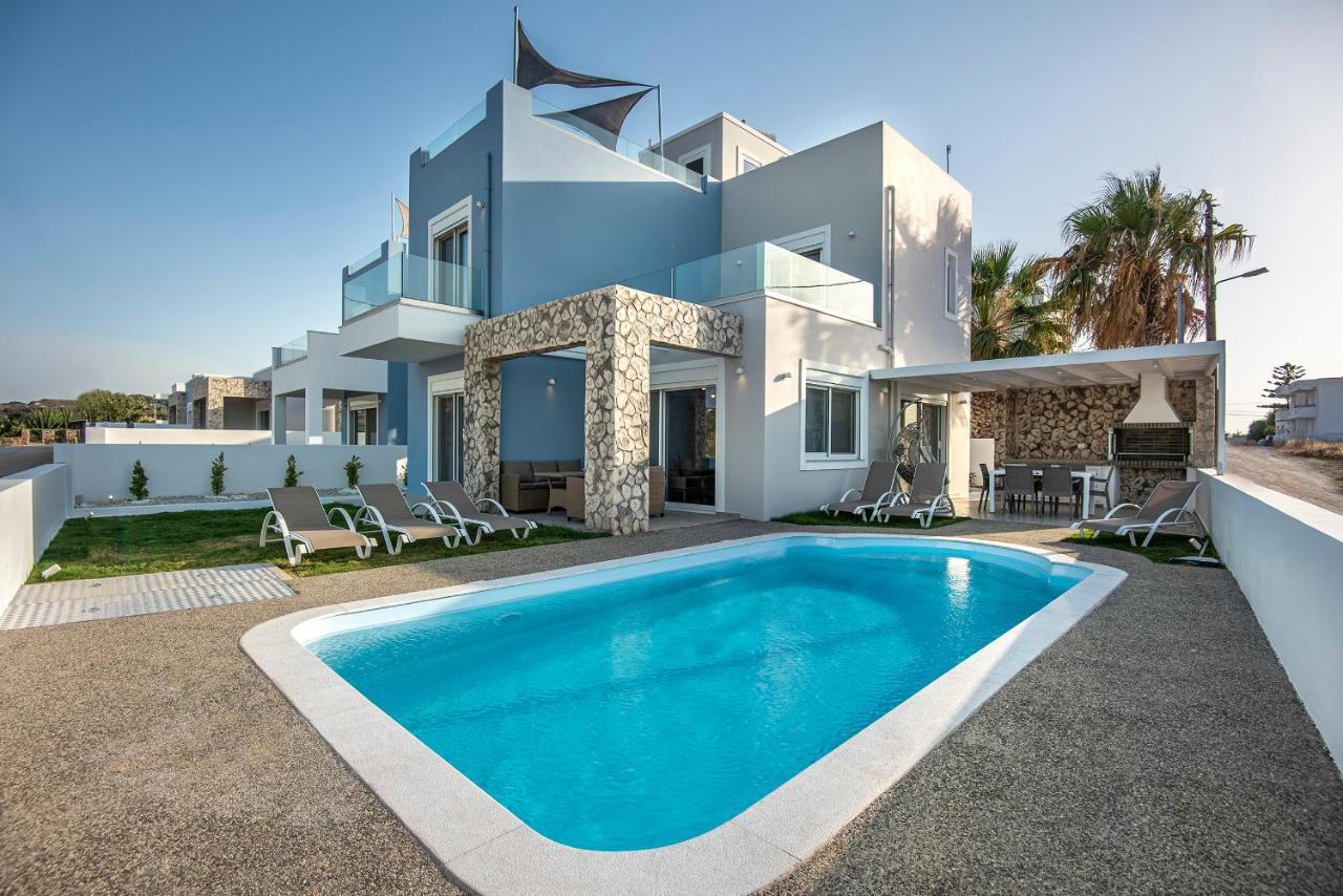 Tamaris Villa Мастрихари Екстериор снимка
