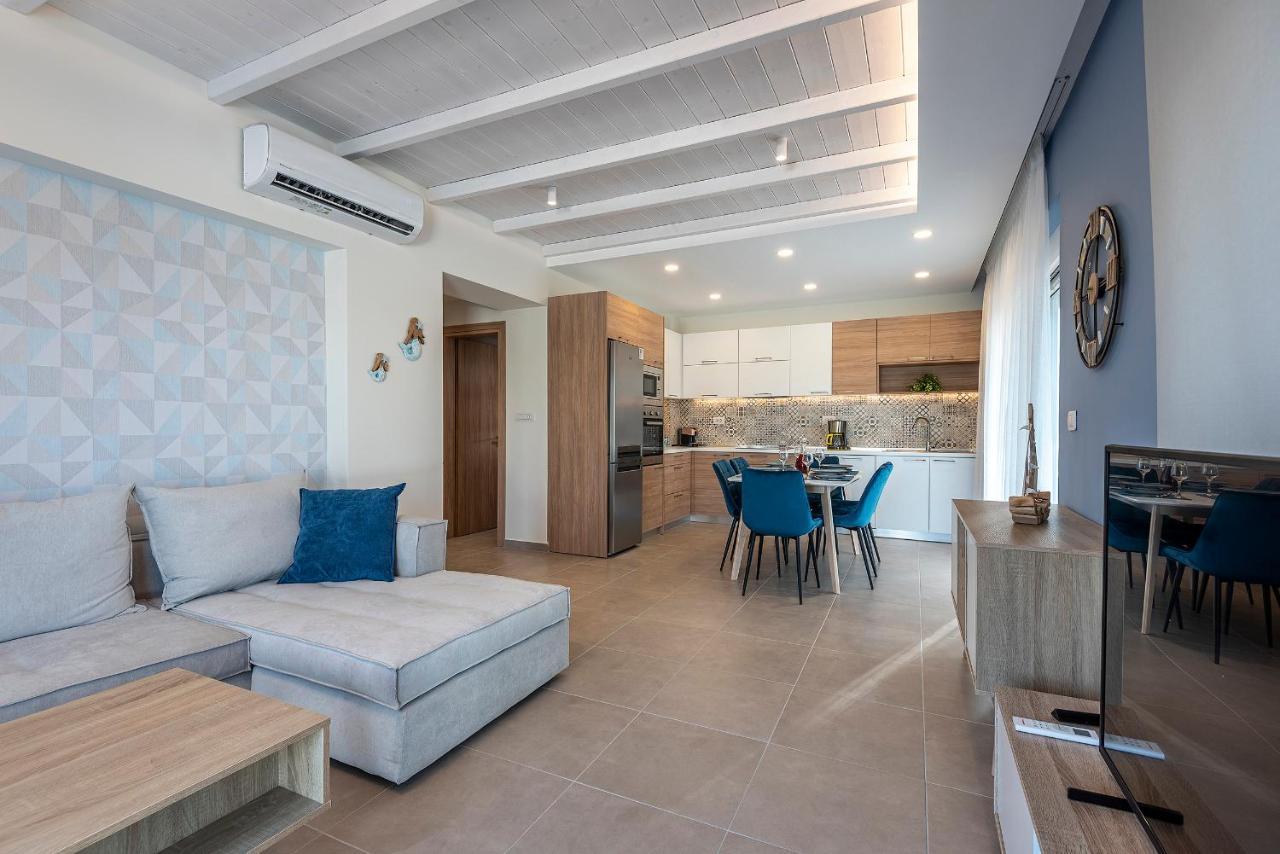 Tamaris Villa Мастрихари Екстериор снимка