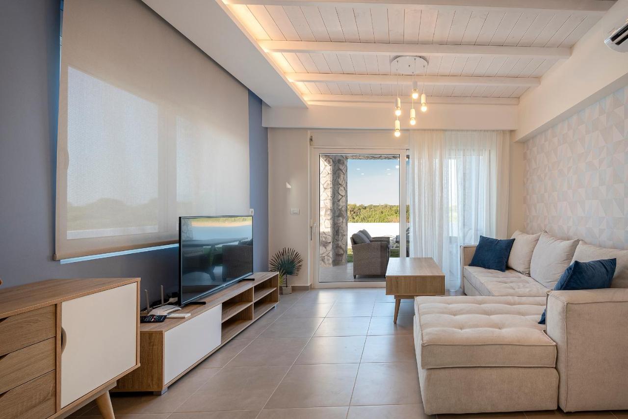 Tamaris Villa Мастрихари Екстериор снимка